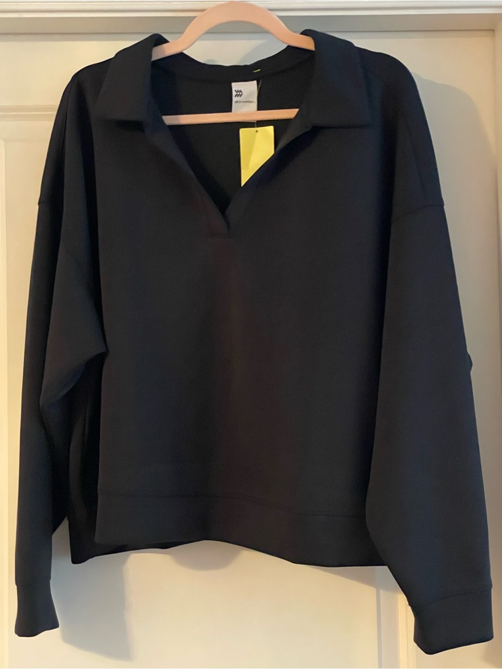 all in motion Black Airy Sleek V-Neck Polo Pullover